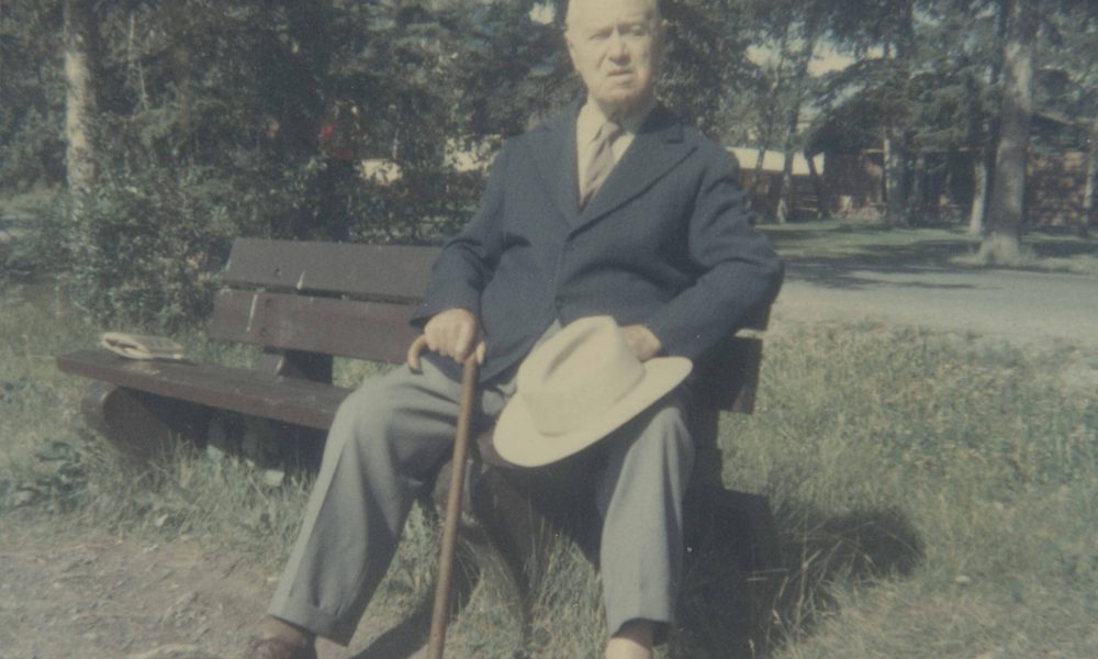 Brewster_Mountain_Lodge_Hotel_History-43