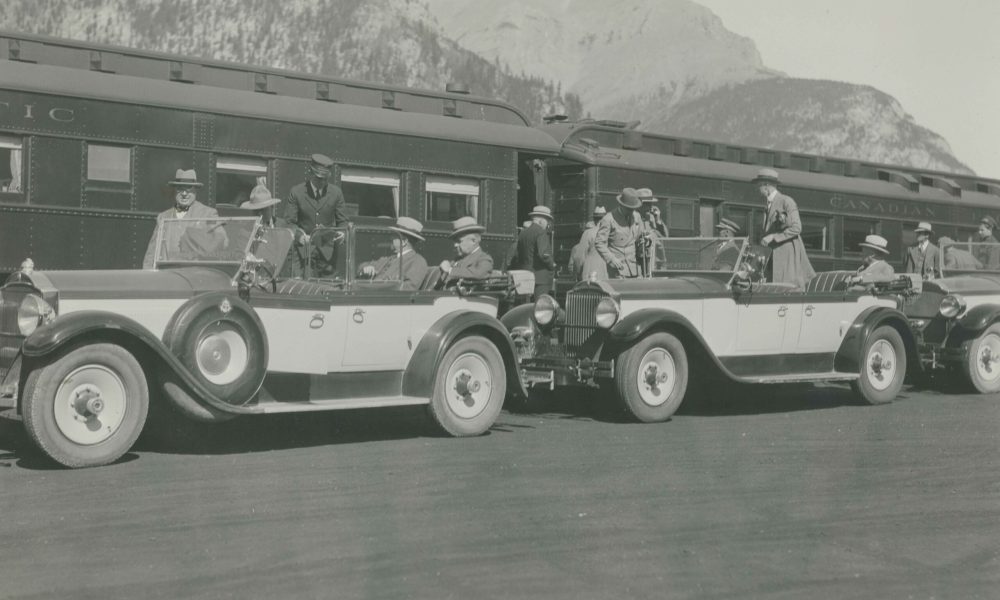 Starting for the Hotel at Banff