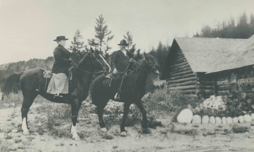 1913 John and Isabella Brewster Jasper National Park